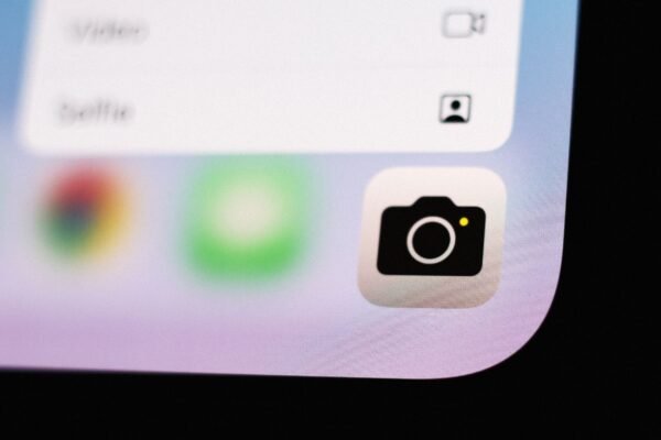Apple Pristato Dirbtinio Intelekto Atnaujinimus Iphone Kameros Programlje Su Ios 27