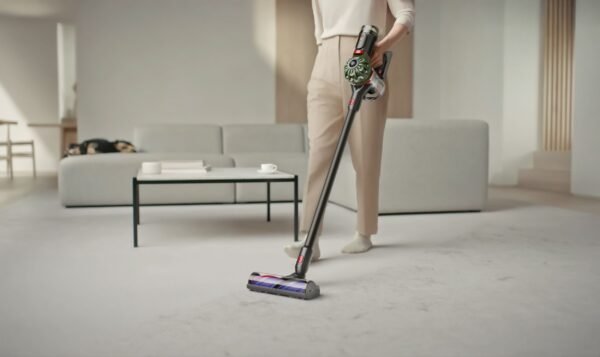 Dyson Pristato Naujus 2026 Met Dulki Siurblius V16 Piston Animal Ir Kitus