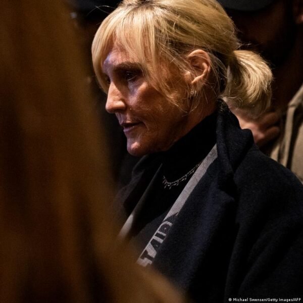 Erin Brockovich Kovoja Prie Duomen Centr Pltr Jav