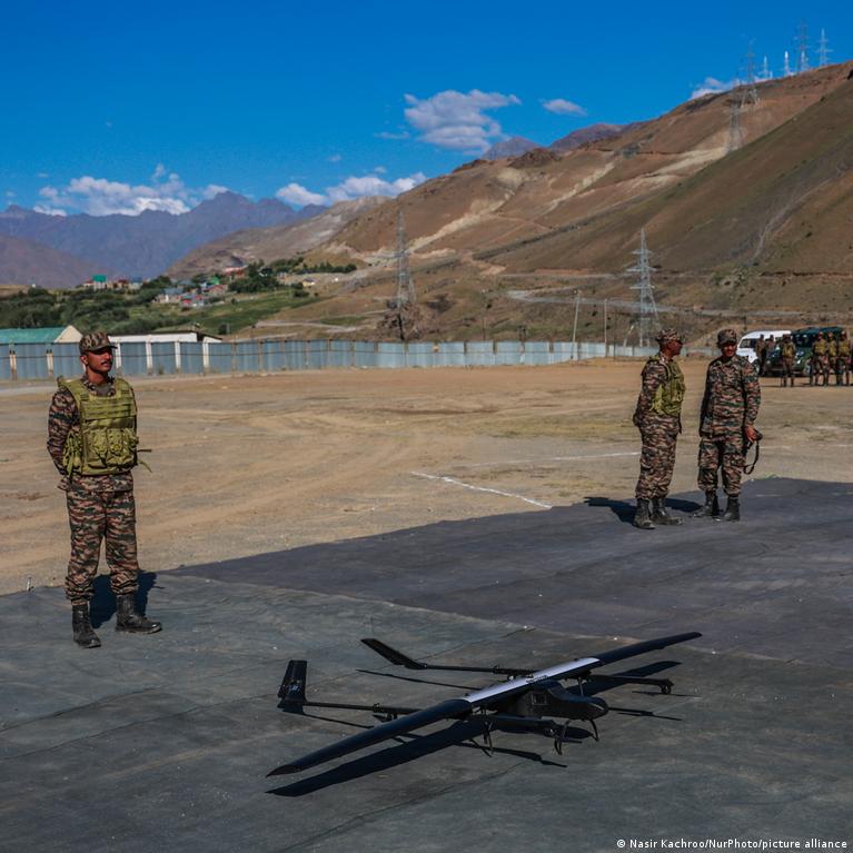 Indija Planuoja Didiausi Karini Dron Usakym Istorijoje