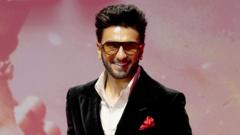 Indijos Kino Sjunga Atauk Boikot Prie Bollywoodo Vaigd Ranveer Singh