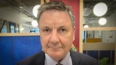 Jk Duomen Ir Ai Reguliatoriaus Vadovas Atsistatydina Dl Netinkamo Humoro