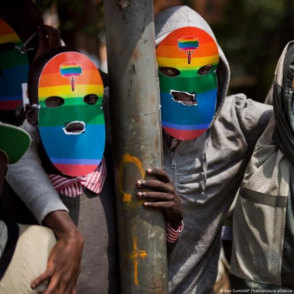 Kenijos Lgbtq Organizacijos Susiduria Su Finansavimo Mainimu Bet Ilieka Aktyvios