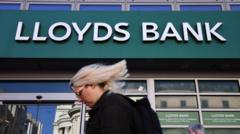 Lloyds Halifax Ir Bank Of Scotland Klientai Susiduria Su Programli Trikdiais