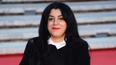 Mirė „Persepolis“ autorė Marjane Satrapi, sulaukusi 56 metų