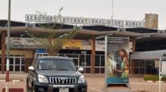 Nigerio Didiausiame Oro Uoste Ginkluoti Upuolikai Nuud 35 Mones