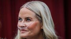 Norvegijos Sosto Pdin Mette Marit Skmingai Persodino Plauius