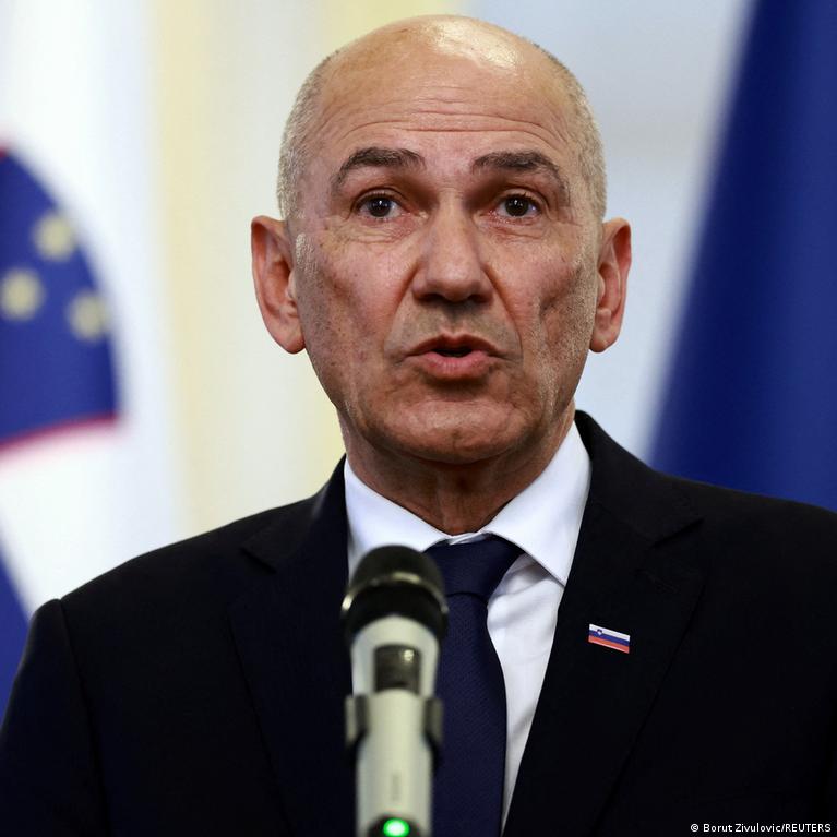Slovnijos Politinis Veteranas Janezas Jana Sugrta Valdi