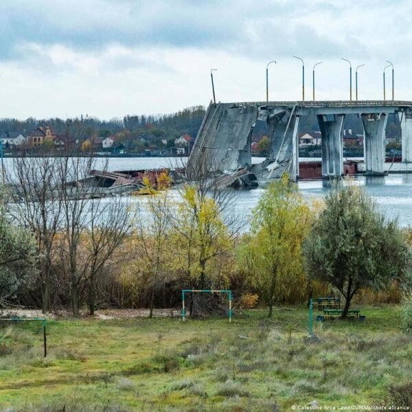 Ukraina Siekia Evakuoti Oleshky Miest Dl Gyventoj Bado