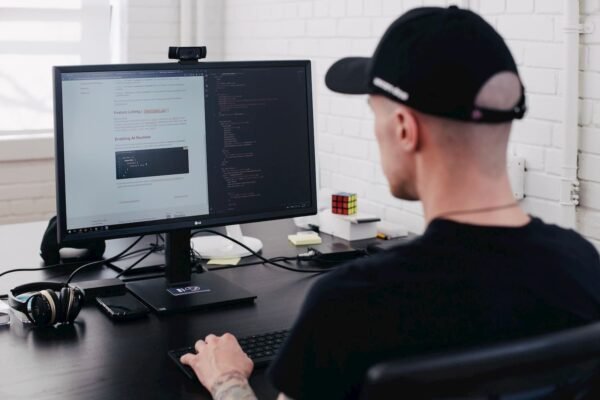 Windows 10 vartotojai galės gauti saugumo atnaujinimus iki 2027 metų