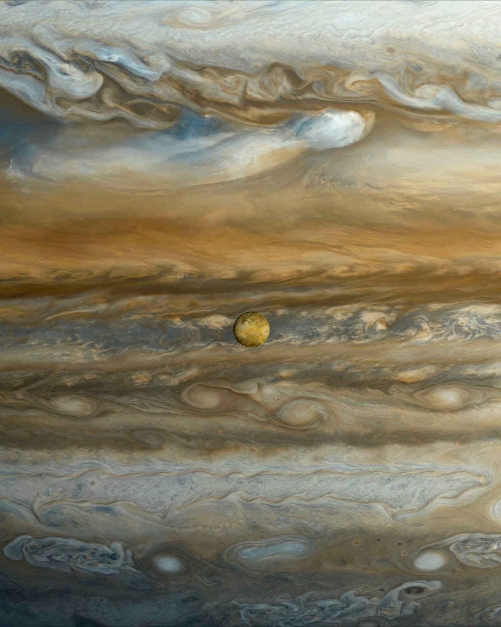 11169 Įspūdingas Jupiterio Palydovo Ijo Vaizdas Su Jupiterio Debes