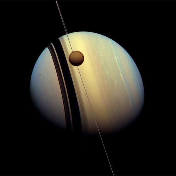 11196 Saturno žiedai Ploni Kaip Popierius Užfiksuoti Cassini Zon