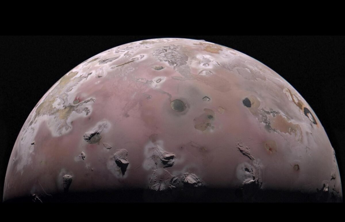 11720 Nasa Zondas Juno Pirmą Kartą Išmatavo Vidinę Io Temperatūrą