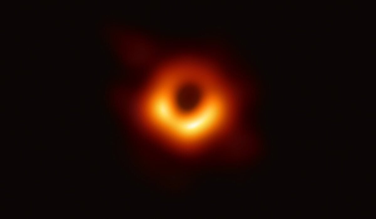 16784 Saulės Gravitacinė Lęšis Padės Tyrinėti Baltuosius Nykštukus