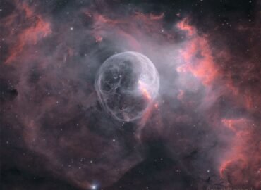 16938 Ngc 7635 Žvaigždžių Vėjai Ir švytintis Dujų Debesis Kasiope