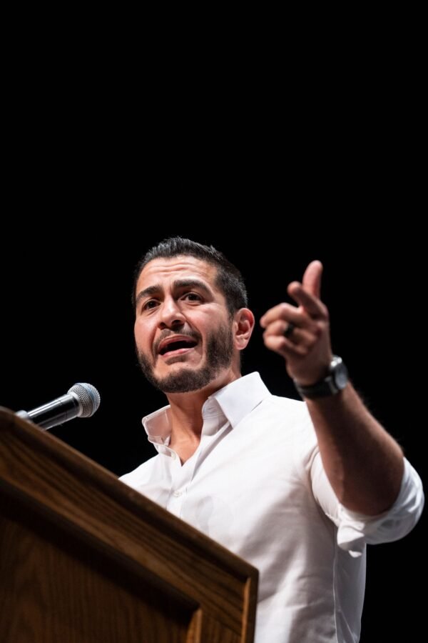 Abdul El-Sayed kandidatuoja į Senatą: Mičigano sveikatos krizės akivaizdoje