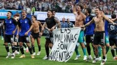Argentinai Gresia Fifa Sankcijos Dl Falklando Sal Plakato Po Pergals