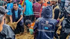 Bangladeše nuošliauža nusinešė aštuonių mergaičių gyvybes mokykloje