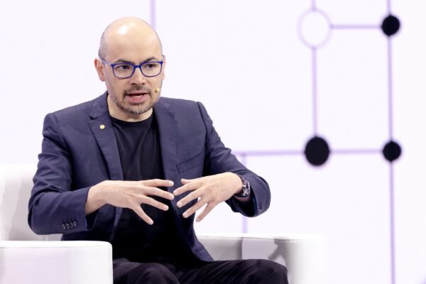 Google DeepMind darbuotojai susiduria su iššūkiais dėl profsąjungos kūrimo