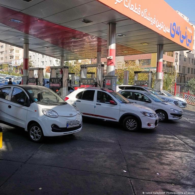 Iranas Planuoja Didinti Benzino Kainas Dl Kuro Krizs Grsms