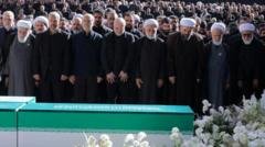 Irano aukščiausiasis vadovas nedalyvavo ajatolos laidotuvėse