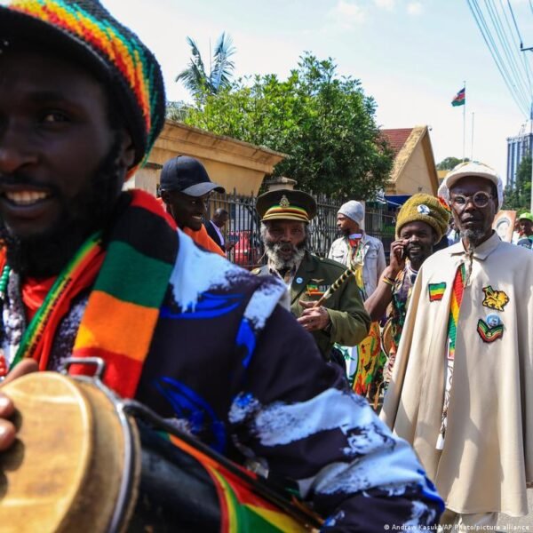 Kenijos teismas atmetė rastafarių prašymą dėl marihuanos vartojimo religijos tikslais