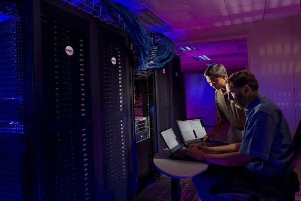 Microsoft pratęsė Windows Server 2022 Hotpatch atnaujinimų palaikymą iki 2027 metų