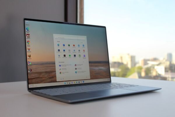 Microsoft sustabdė liepos mėnesio Windows 11 atnaujinimą kai kuriuose Dell kompiuteriuose