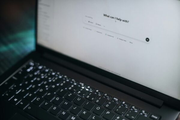 OpenAI nutraukia ChatGPT Atlas naršyklės plėtrą