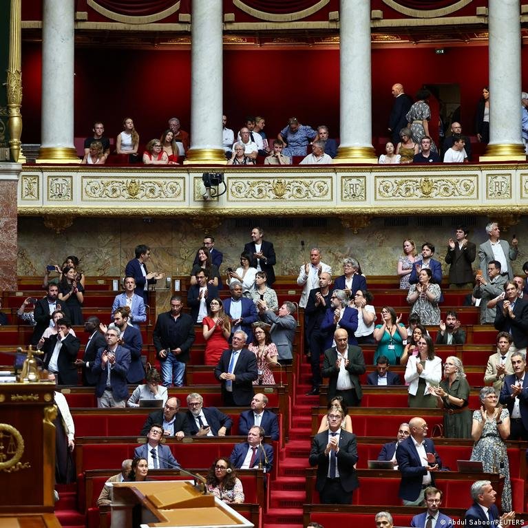 Pranczijos Parlamentas Prim Pagalbinio Mirimo Statym