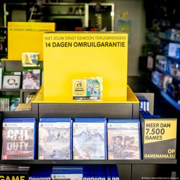 Sony nutrauks fizinių PlayStation žaidimų diskų gamybą nuo 2028 metų