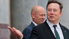 SpaceX akcijų kaina nukrito žemiau pradinės biržos vertės