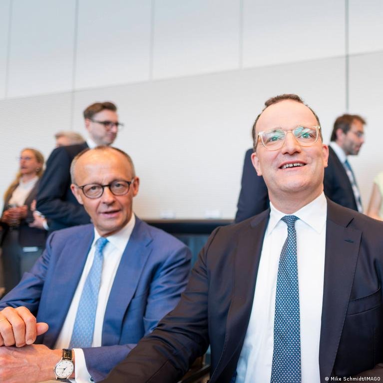 Vokietijos Cdu Politikas Jens Spahn Atsistatydino Dl Surogatins Motinysts Skandalo