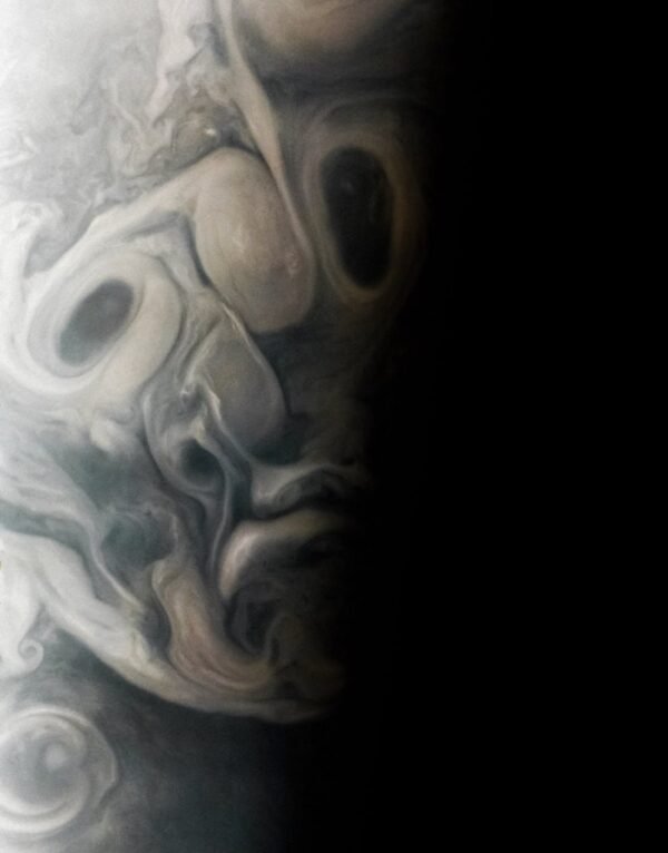 11292 Jupiterio Atmosferoje Aptikta Nauja Audra