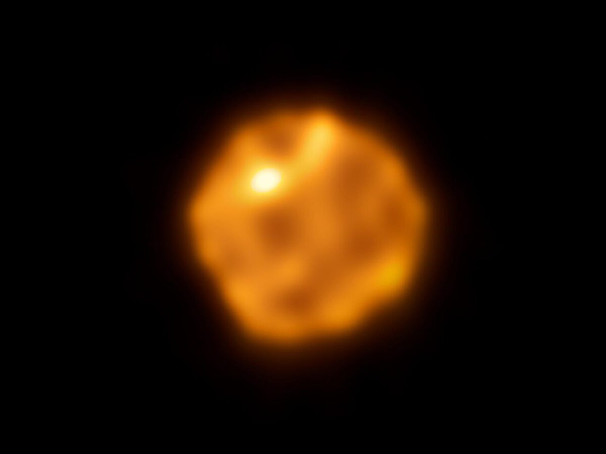 11377 Alma Teleskopas Užfiksavo Vieną Aiškiausių Betelgeizės žvaig