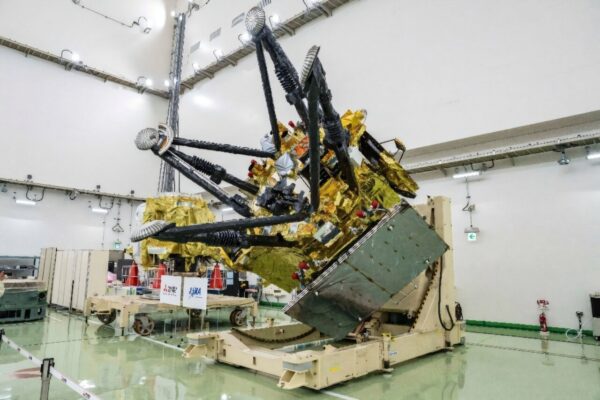 Japonijos kosmoso agentūra ruošiasi misijai į Marso palydovus