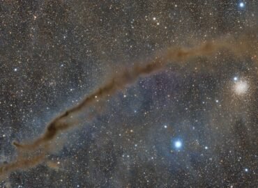 16958 Tamsioji ūkas Dark Doodad Ir žvaigždžių Spiečius Ngc 4372
