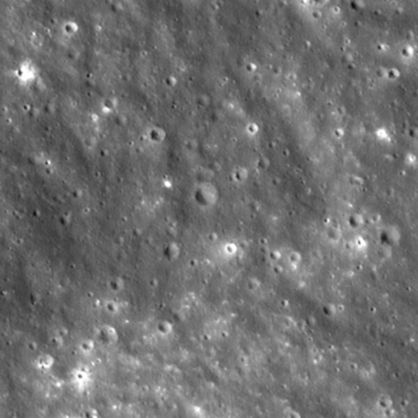 NASA LRO užfiksavo Falcon 9 raketos smūgio vietą Mėnulyje