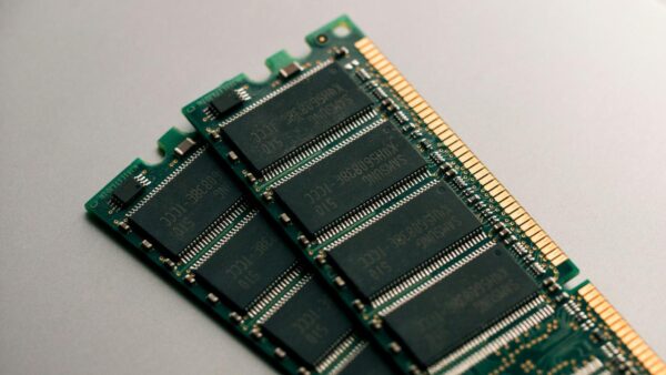 CXMT galėjo neteisėtai naudoti Samsung technologijas DRAM gamybai