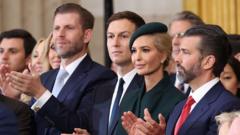 BBC siekia iškviesti Donaldo Trumpo šeimos narius liudyti dėl kalbos per 2021 m. sausio 6 d. įvykius