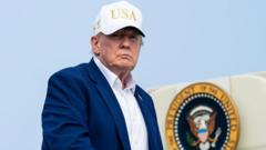 Donaldas Trumpas žada griežtesnes ekonomines priemones Iranui ir jo rėmėjams