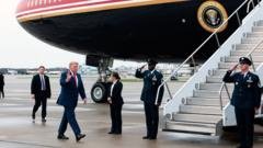 Donaldas Trumpas Pakeit Lktuv Po Nato Virni Susitikimo Dl Galimos Grsms