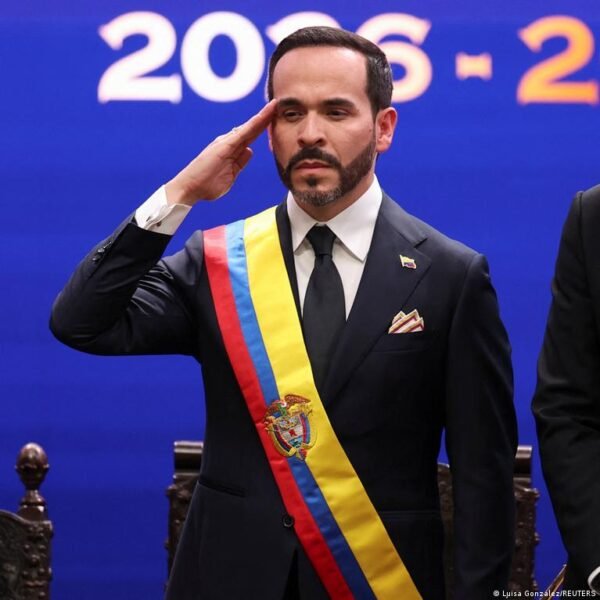 Kolumbijos Prezidentu Tapo Konservatorius Abelardo De La Espriella