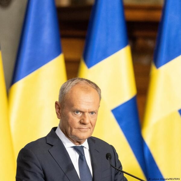 Lenkijos Premjeras Donaldas Tuskas Smerkia Antiukrainietik Smurt