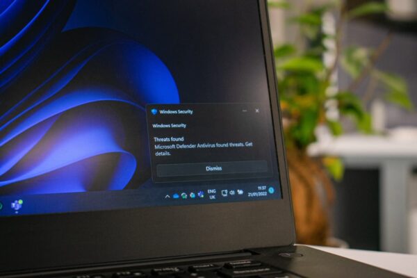 Microsoft ragina ignoruoti klaidingus pranešimus apie Windows antiviruso išjungimą