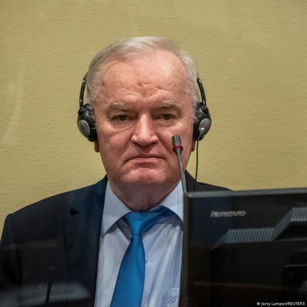 Mirė buvęs Bosnijos serbų karinis vadas Ratko Mladić