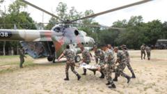 Nepalo ir Tibeto pasienyje potvyniai ir nuošliaužos nusinešė šimtus gyvybių