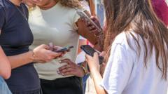 Prancūzijos teismas blokuoja socialinių tinklų draudimą jaunesniems nei 15 metų