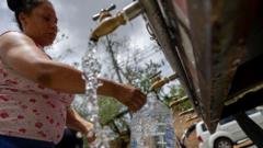 Puerto Rike Dl Sausros Ribojamas Vandens Tiekimas