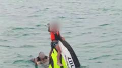 Šeima praleido 16 valandų jūroje po vandens motociklo apvirtimo Tailande